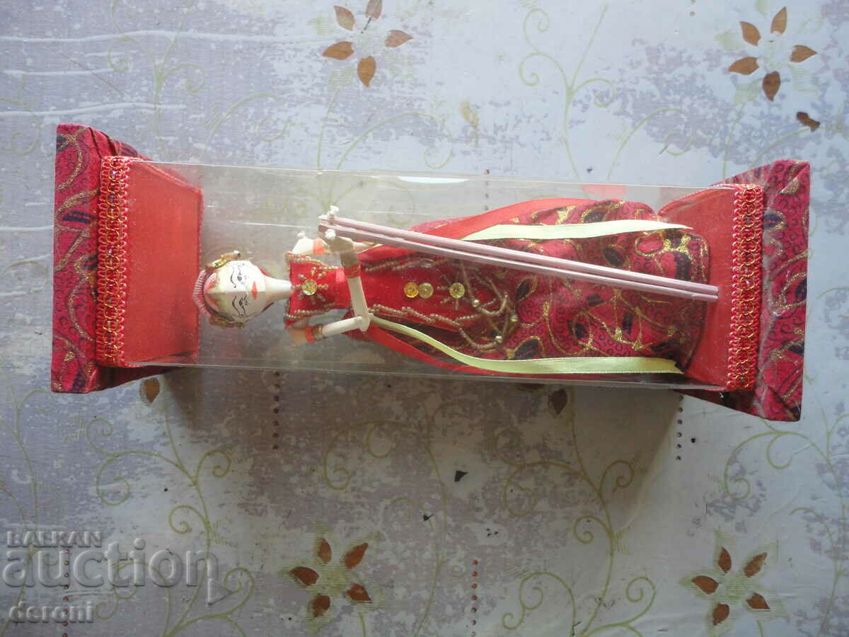 Vintage wooden doll in a box - 7 Vintage wooden doll in a box - 7