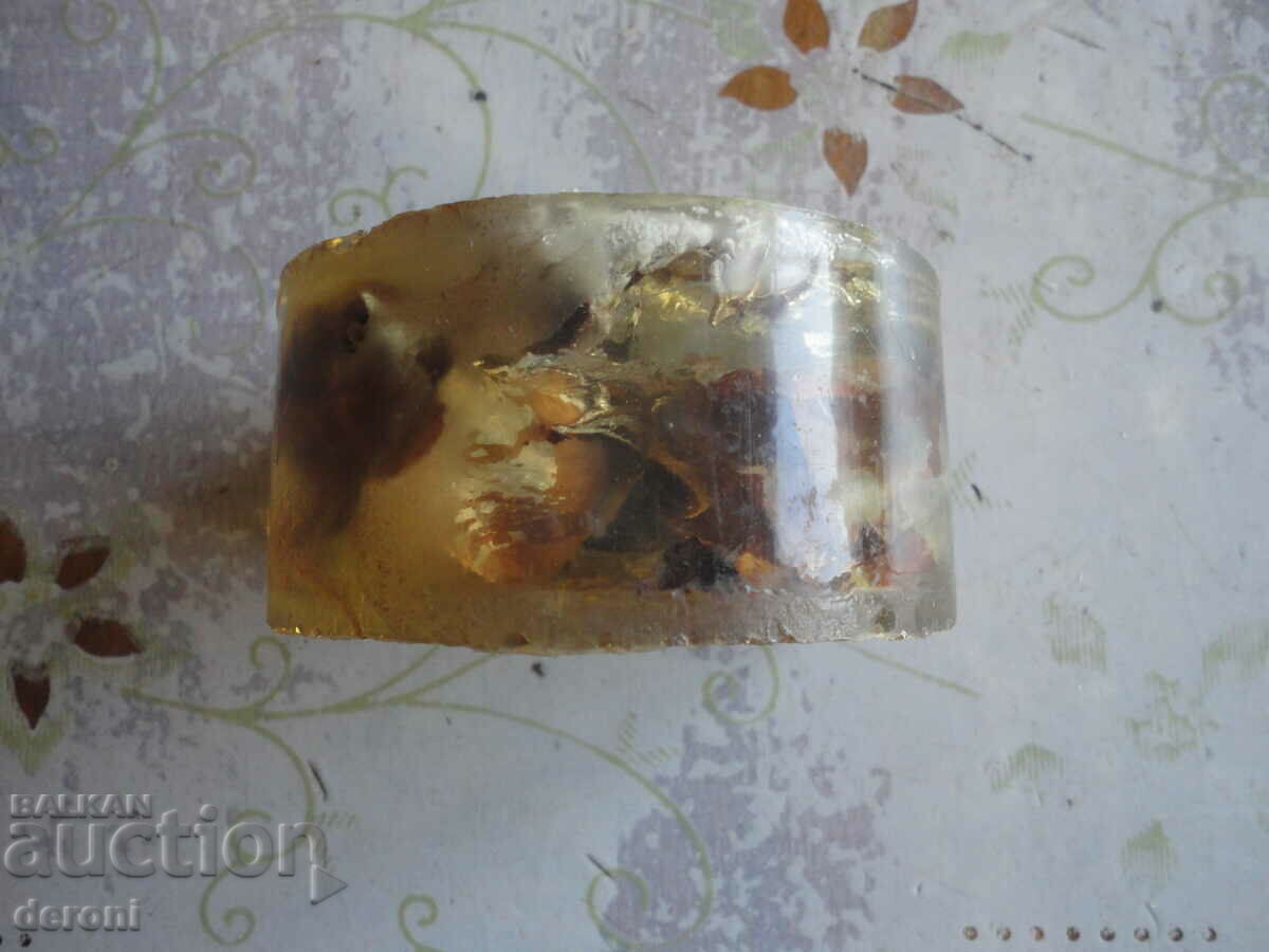 Κεχριμπάρι ρητίνη με εγκλείσματα 2 - 7 Κεχριμπάρι ρητίνη με εγκλείσματα 2 - 7