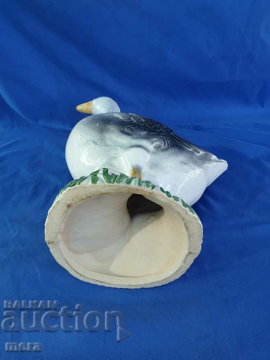 A large porcelain duck - 6 A large porcelain duck - 6