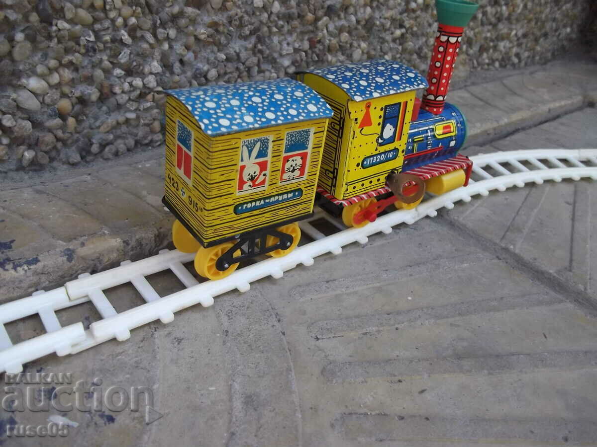 Locomotive with winding, wagon metal and rails working Soviet - 5 Locomotive with winding, wagon metal and rails working Soviet - 5