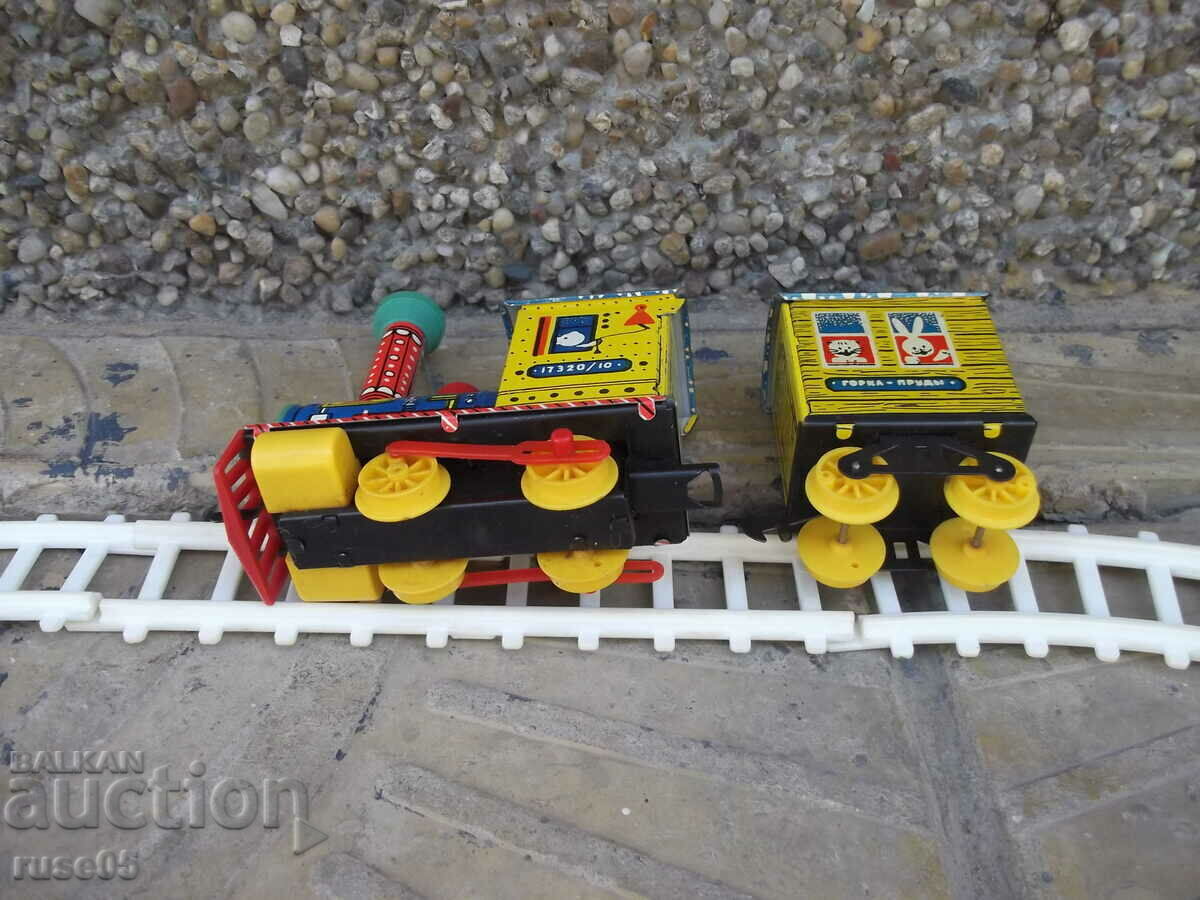 Locomotive with winding, wagon metal and rails working Soviet - 7 Locomotive with winding, wagon metal and rails working Soviet - 7