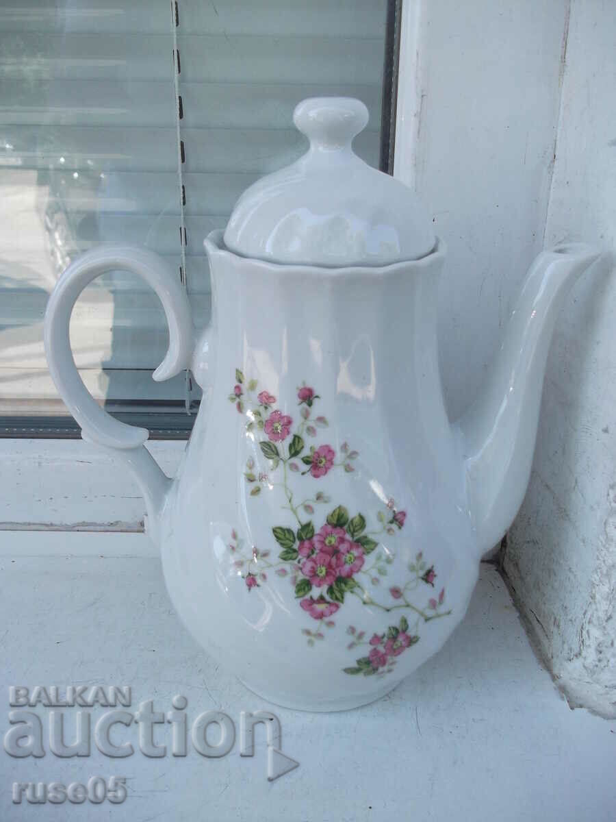 Porcelain jug 1 liter of the sauce with price 20.00 BGN | € 10.23 Porcelain jug 1 liter of the sauce with price 20.00 BGN | € 10.23