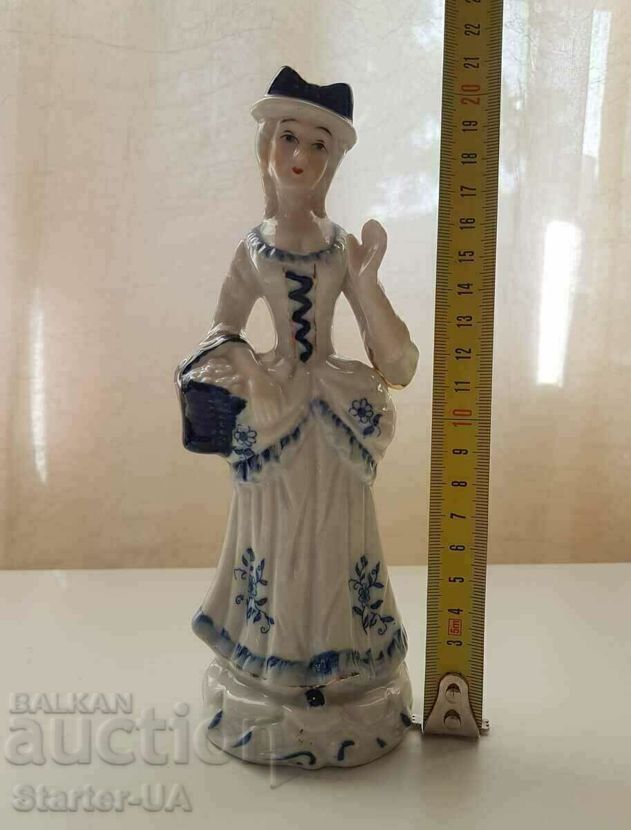 Κυρία από πορσελάνη. Χωρίς σήμανση. - 6 Κυρία από πορσελάνη. Χωρίς σήμανση. - 6