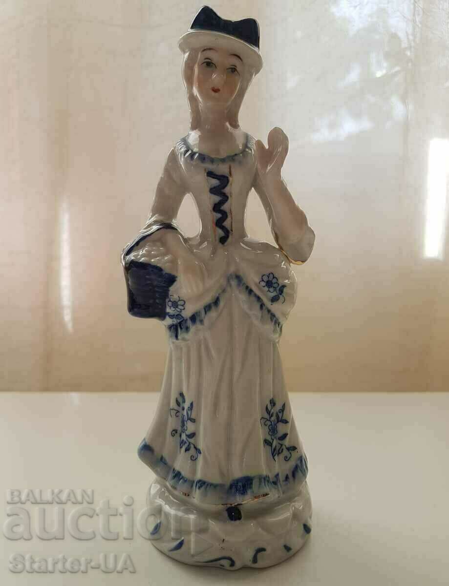 Κυρία από πορσελάνη. Χωρίς σήμανση. Κυρία από πορσελάνη. Χωρίς σήμανση.