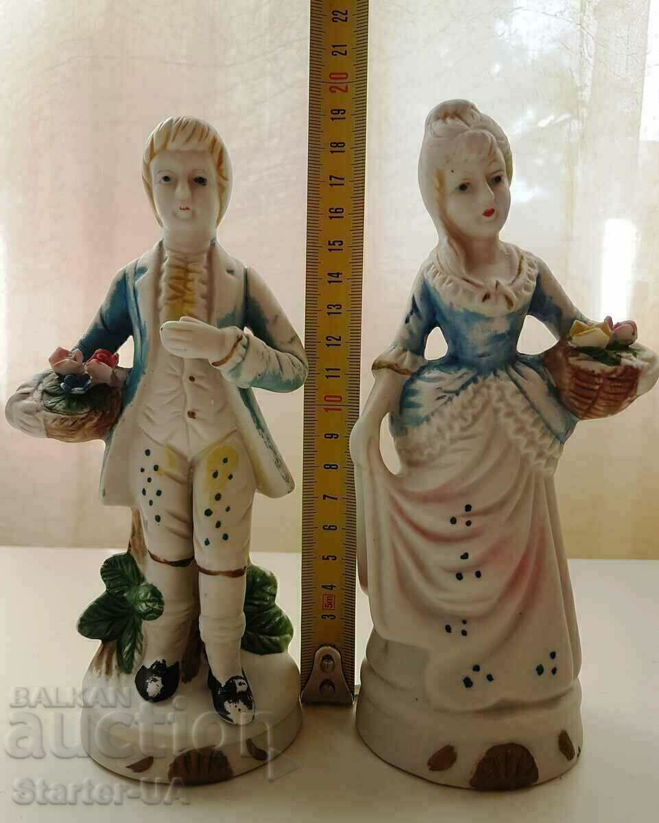 O pereche frumoasă de figurine de porțelan. - 6
