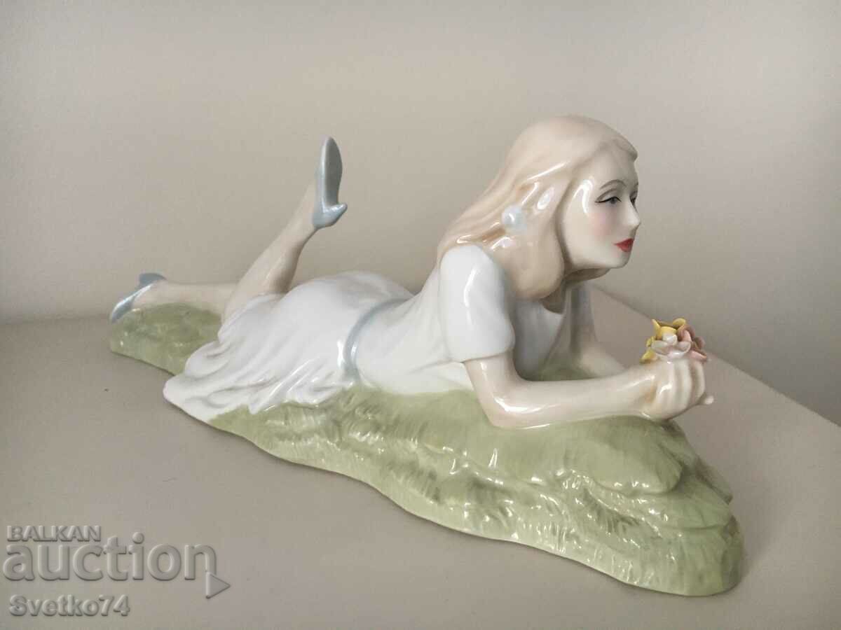 Collectible porcelain figure