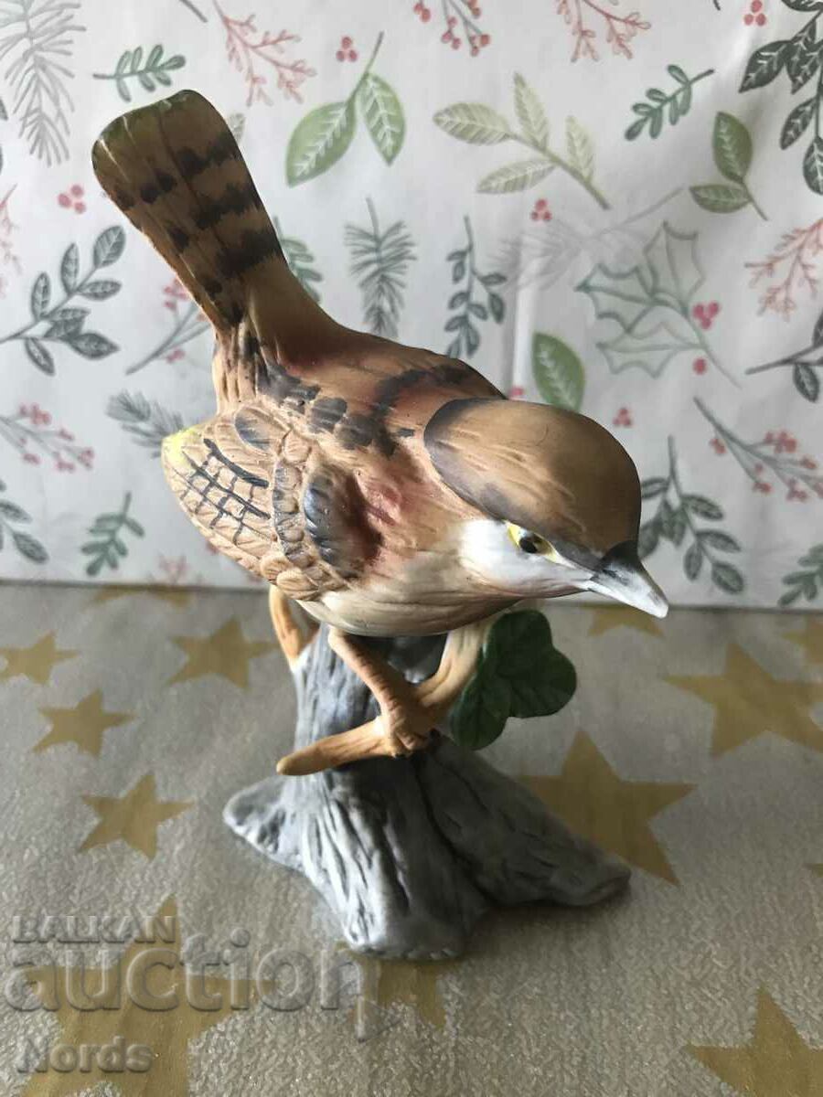 Chicken figurine