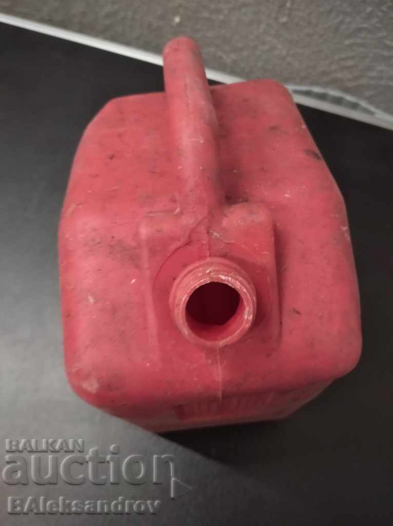 Παράδοση Παλιό δοχείο καυσίμου