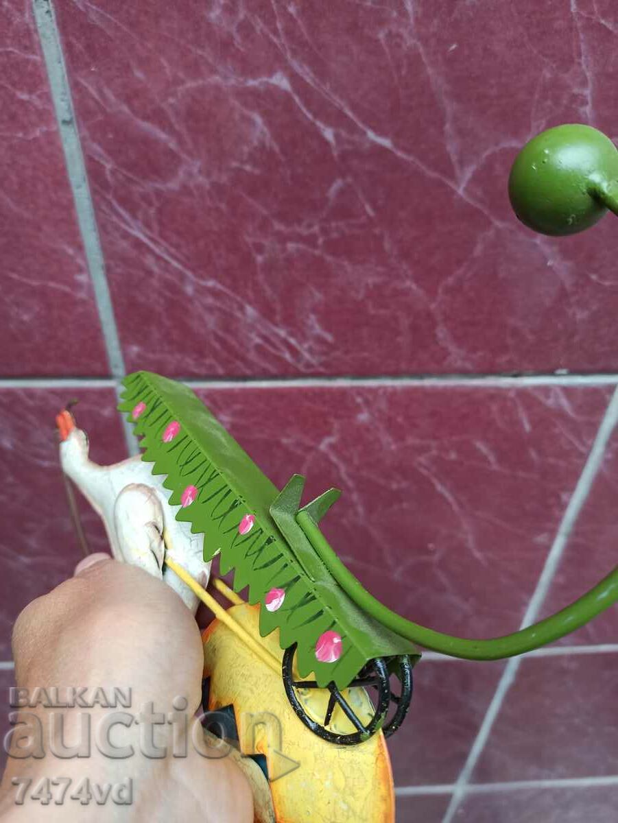 RARE OLD TIN BALANCE TOY - 7 RARE OLD TIN BALANCE TOY - 7