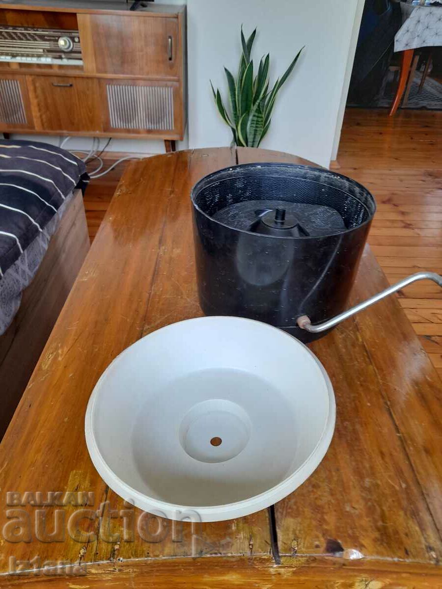 Auction Old fresh potato peeler Auction Old fresh potato peeler