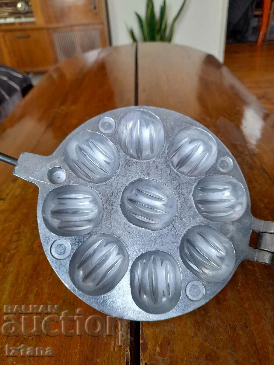 Old device for baking sweets, Nuts - 5 Old device for baking sweets, Nuts - 5