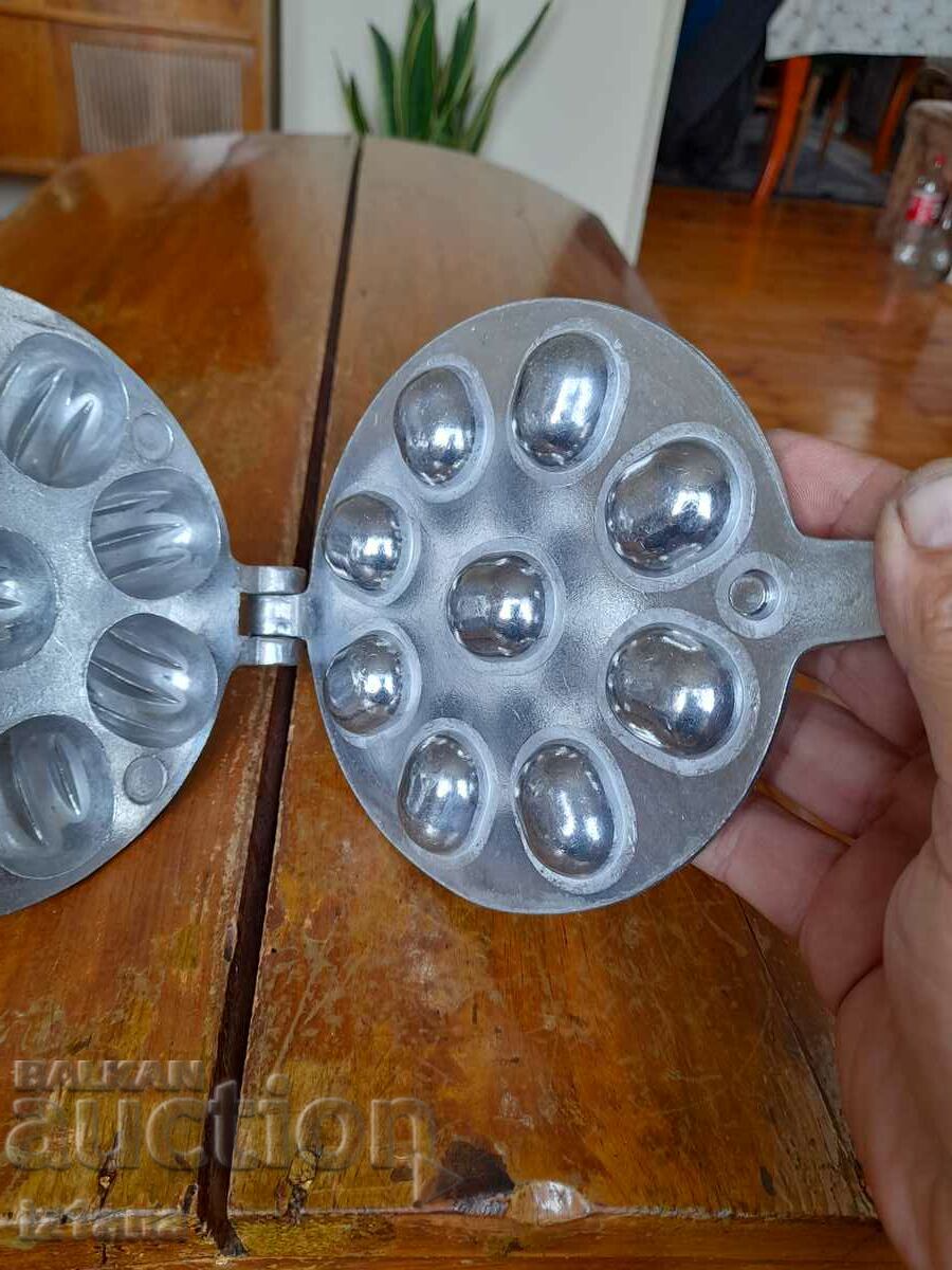 Old device for baking sweets, Nuts - 6 Old device for baking sweets, Nuts - 6