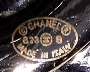 Маркова брошка-CHAHEL с цена 649.99 лв. | € 332.33 Маркова брошка-CHAHEL с цена 649.99 лв. | € 332.33