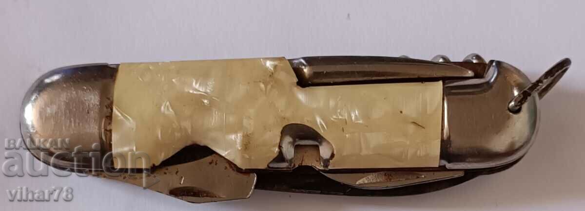 Delivery of COLLECTIBLE POCKET FOOT-GERMANY