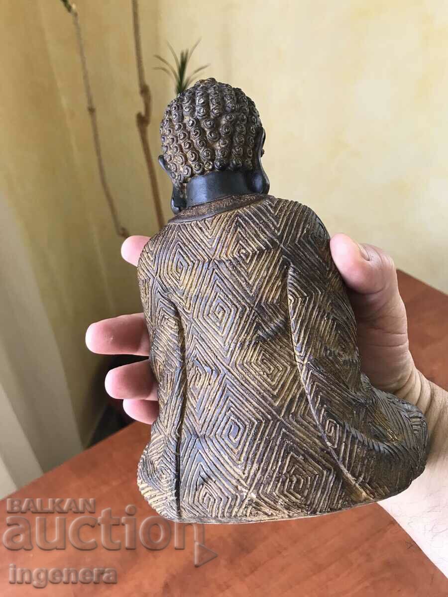 FIGURE STATUETTE - 5 FIGURE STATUETTE - 5