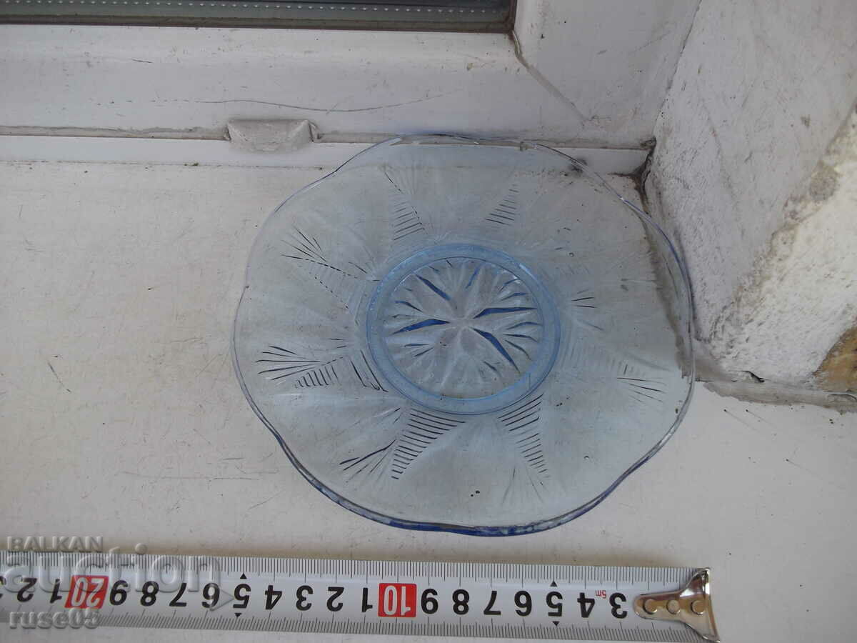 Farfurie de sticla albastru deschis de la Soca cu preț 5.00 BGN | € 2.56 Farfurie de sticla albastru deschis de la Soca cu preț 5.00 BGN | € 2.56