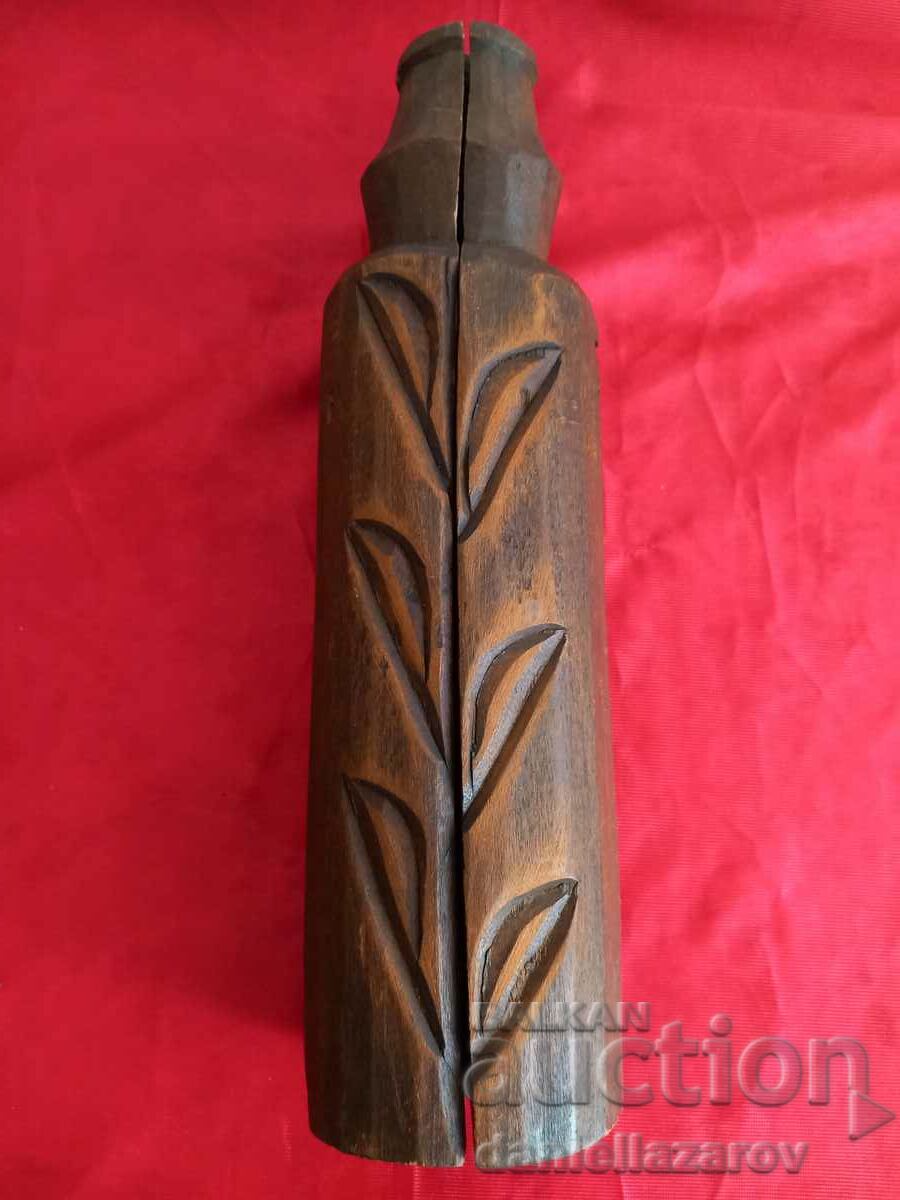 Auction Rare Old Wooden TRIPTYCH Wood Carving Auction Rare Old Wooden TRIPTYCH Wood Carving