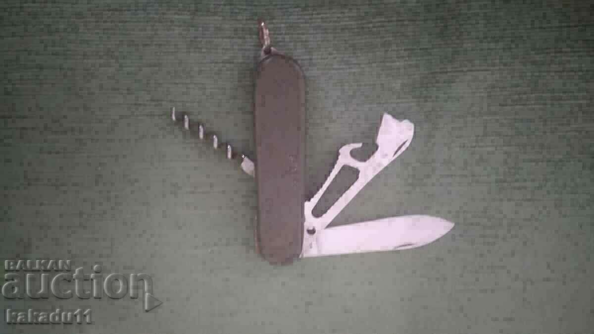 Army pocket knife