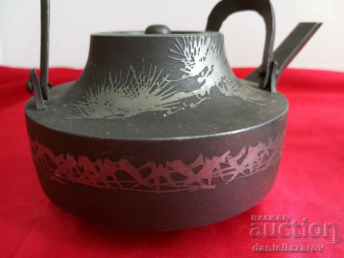 Rare Old Japanese Tinn Choshi Sake Kettles with price 90.00 BGN | € 46.02 Rare Old Japanese Tinn Choshi Sake Kettles with price 90.00 BGN | € 46.02
