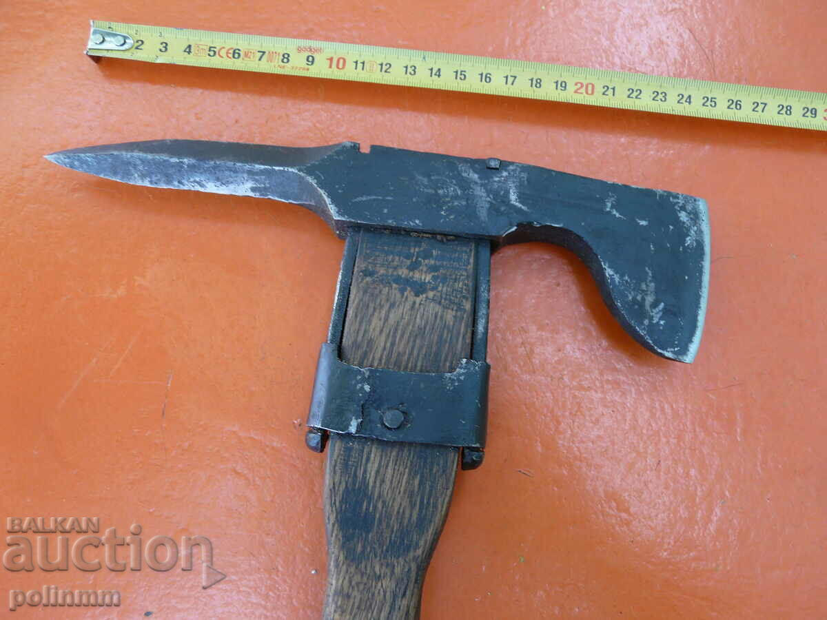 German Pickaxe / Ax WW 1- WW 2 with price 370.00 BGN | € 189.18