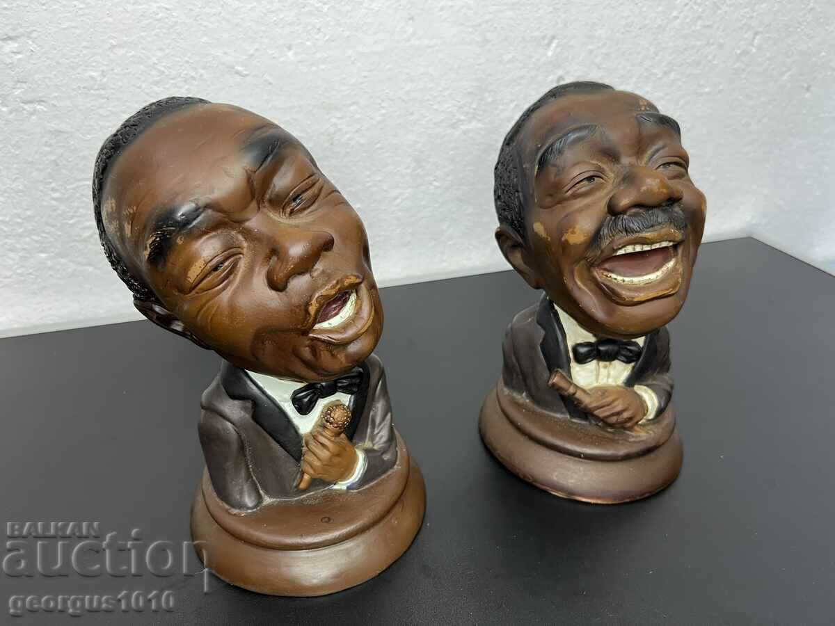 Pair of statuettes #5526