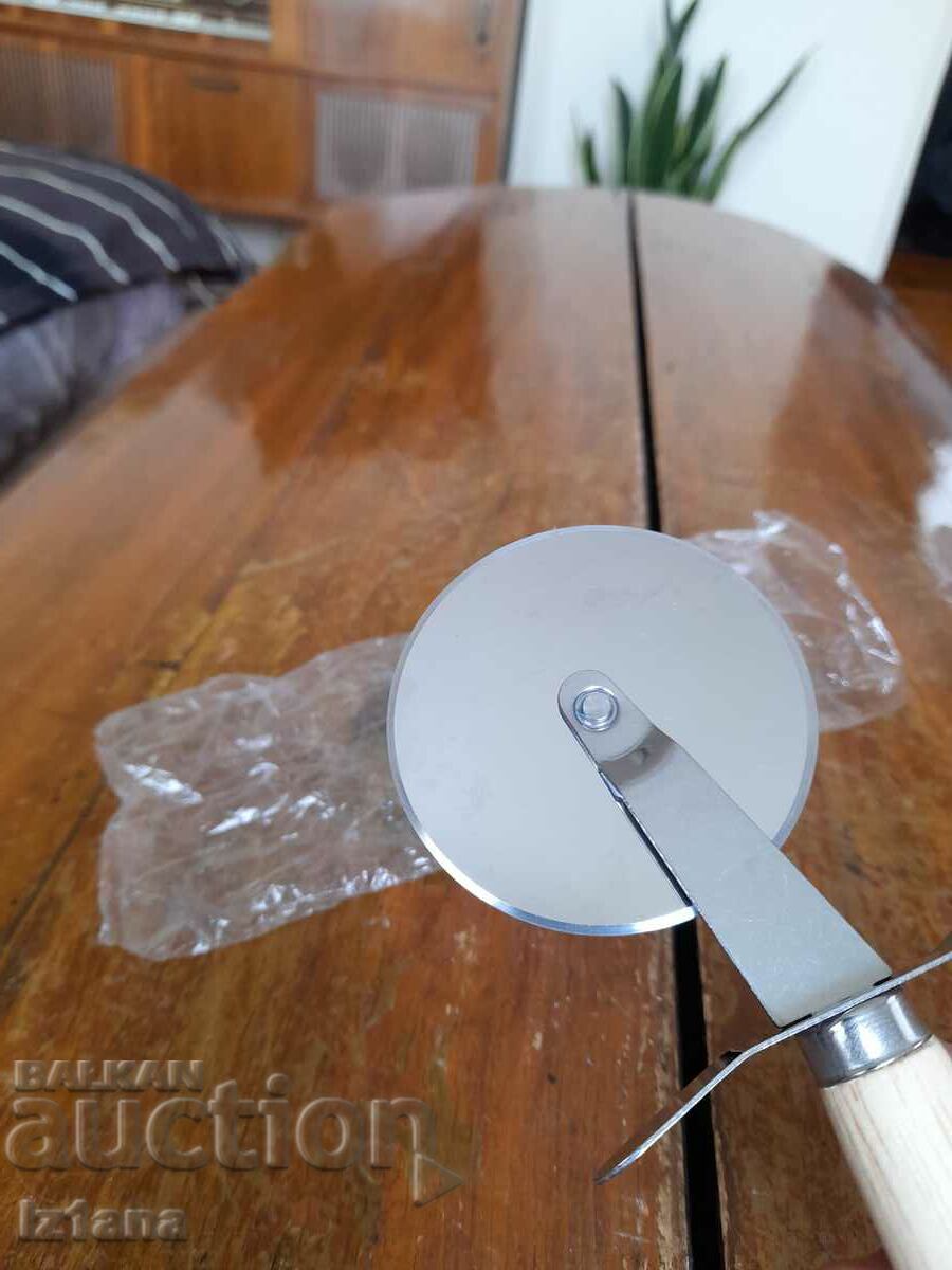 Auction Coca Cola pizza knife, Coca Cola Auction Coca Cola pizza knife, Coca Cola