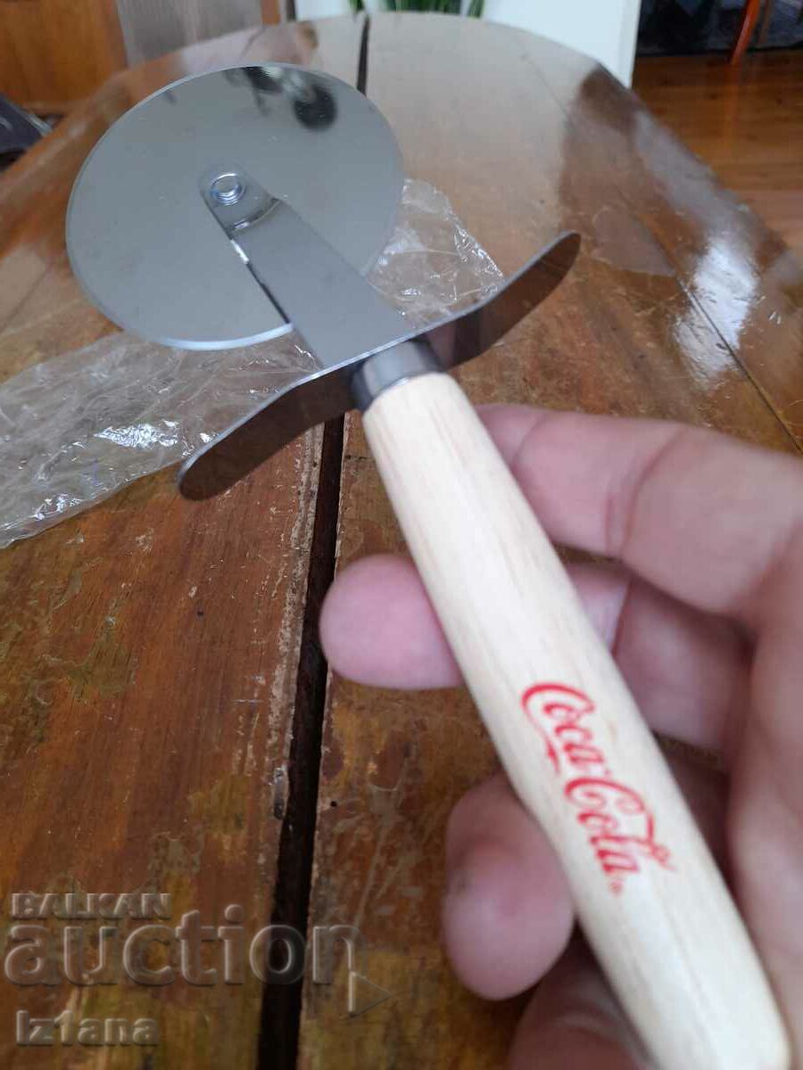 Delivery of Coca Cola pizza knife, Coca Cola Delivery of Coca Cola pizza knife, Coca Cola