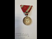 Медал БЧК сребро
