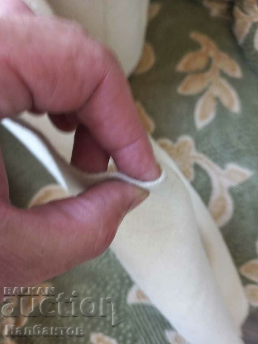 Auction OLD WOOL WHITE CLOTH SHAEK TOP BALLOON WEAR Auction OLD WOOL WHITE CLOTH SHAEK TOP BALLOON WEAR