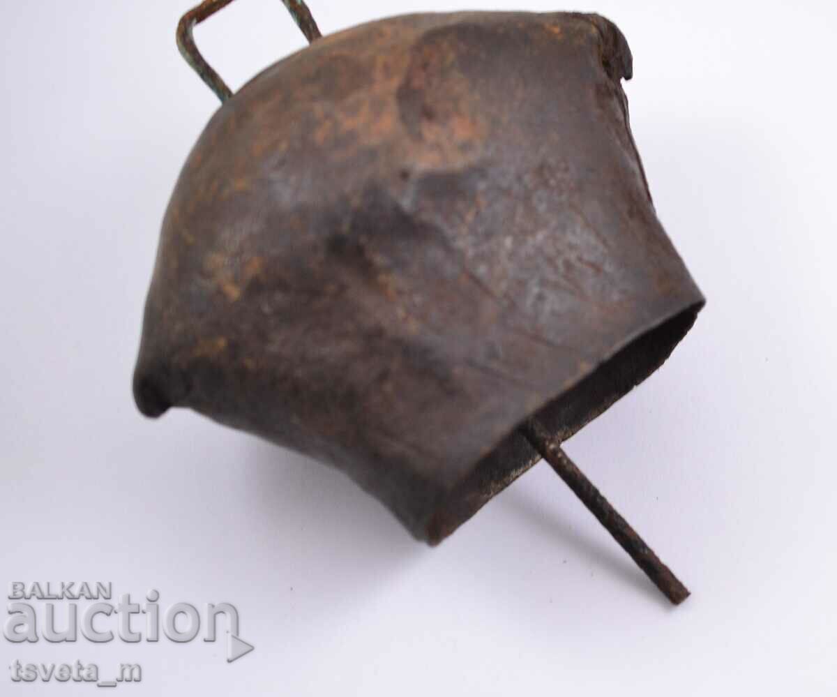 CHAN, BELL, BELL with price 6.00 BGN | € 3.07 CHAN, BELL, BELL with price 6.00 BGN | € 3.07