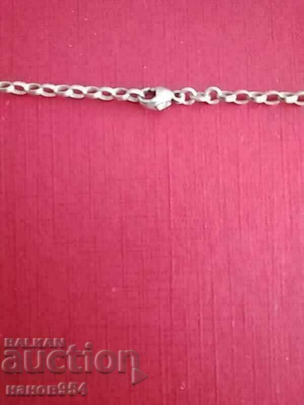 Delivery of Silver key chain Delivery of Silver key chain