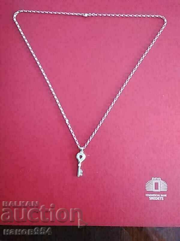 Silver key chain Silver key chain