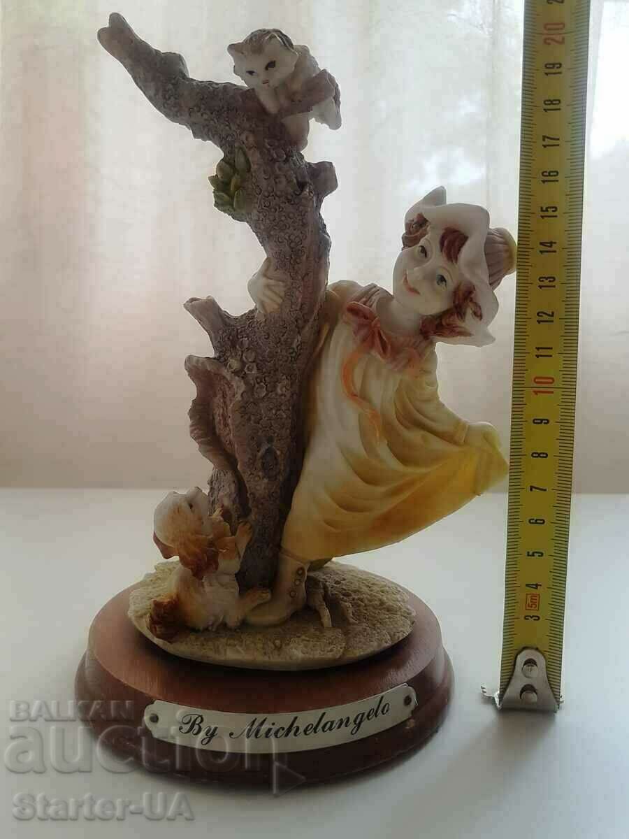 Beautiful figurine (By Michelangelo). - 6 Beautiful figurine (By Michelangelo). - 6