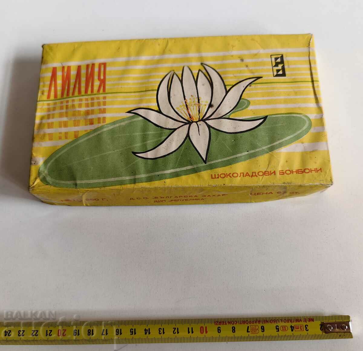 LILIA CHOCOLATE CANDY DIP SOC REPUBLIC BOX LID with price 35.00 BGN | € 17.90 LILIA CHOCOLATE CANDY DIP SOC REPUBLIC BOX LID with price 35.00 BGN | € 17.90