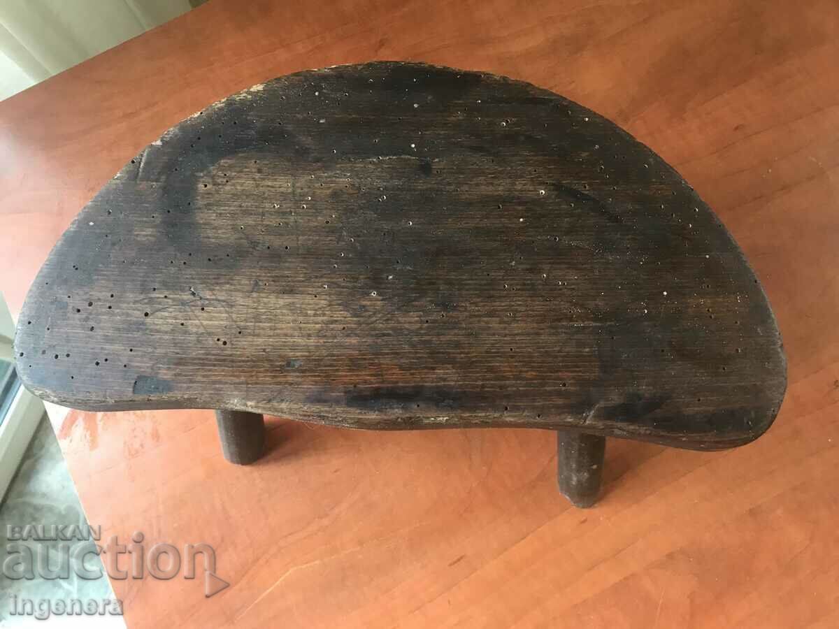 Auction  CHAIR THREE LEGGED CHAIR SOLID WOOD ANTIQUE