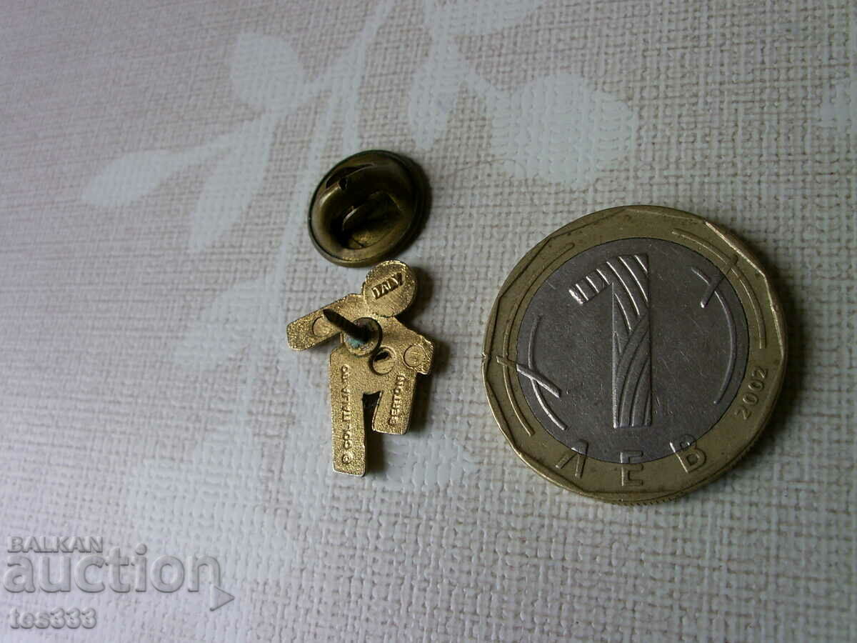 Παράδοση Καρφίτσα με το λογότυπο του Παγκοσμίου Κυπέλλου ποδοσφαίρου Badge Italy 90 Παράδοση Καρφίτσα με το λογότυπο του Παγκοσμίου Κυπέλλου ποδοσφαίρου Badge Italy 90