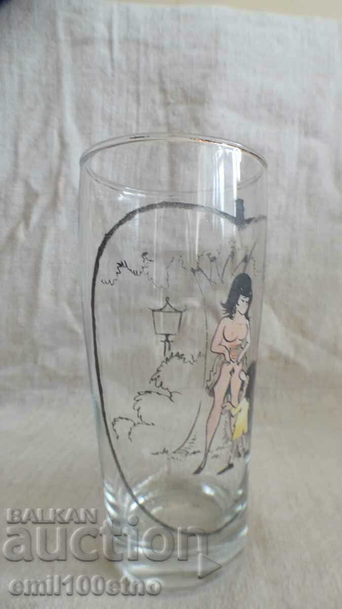 Auction Glass cup Humor - Erotica Auction Glass cup Humor - Erotica