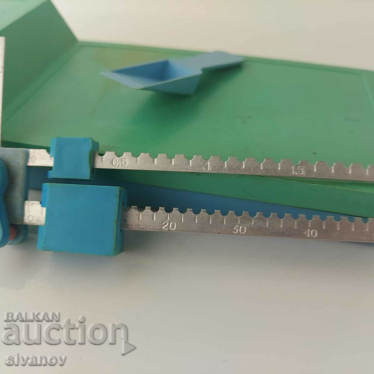 Auction Interesting old scale from 1 to 50g USSR #5595 Auction Interesting old scale from 1 to 50g USSR #5595