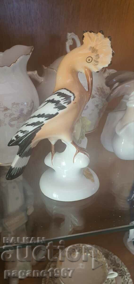 Beautiful porcelain birds