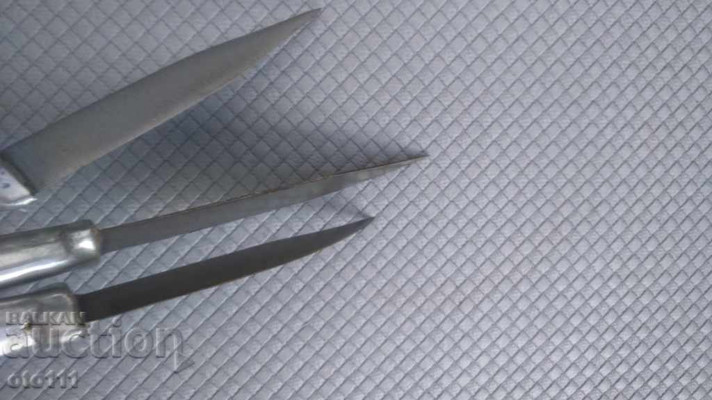OLD KNIVES, DAGGER - 3 pieces - 5