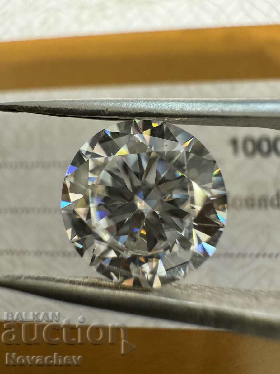 Moissanite /diamant/ alb 9mm, 3ct. cu certificat