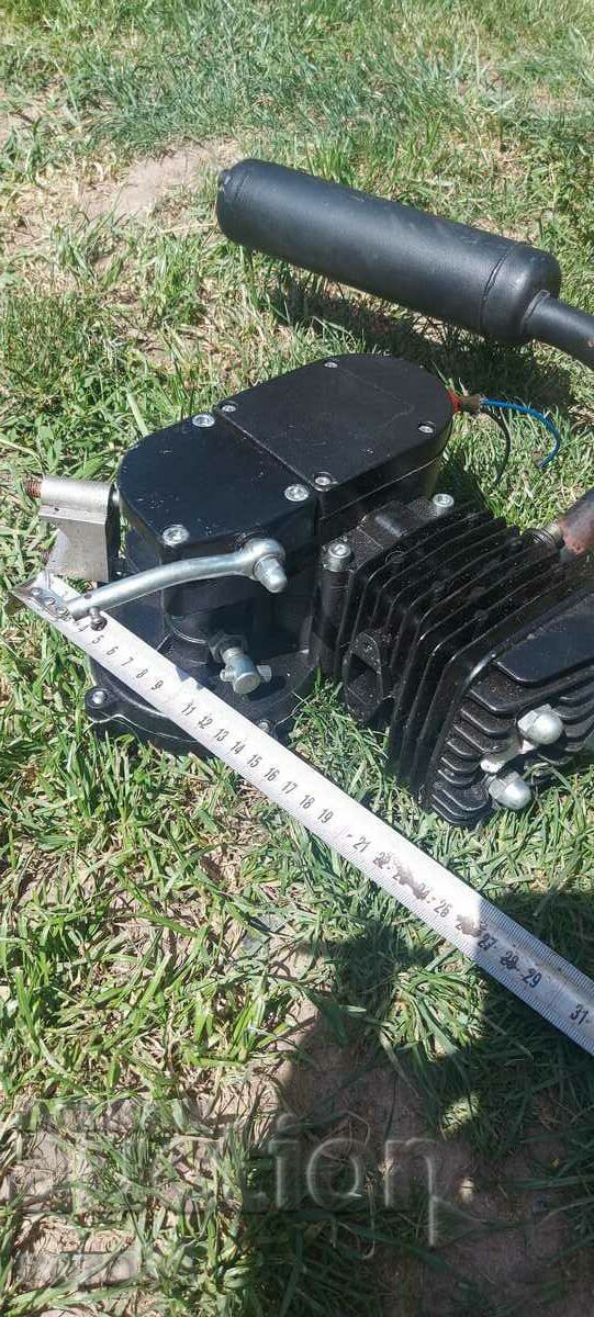 Auction  BICYCLE ENGINE