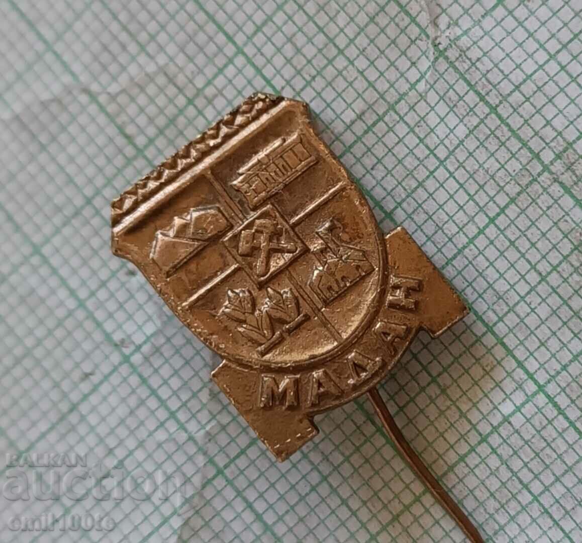 Delivery of Badge - Madan coat of arms Delivery of Badge - Madan coat of arms