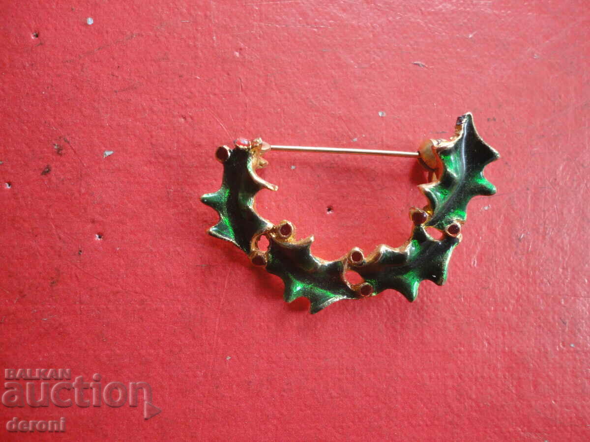 Enamel 45 gold plated brooch with price 10.00 BGN | € 5.11