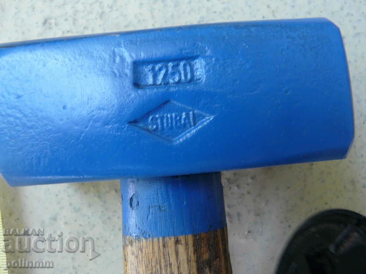 STUBAI hammer - 284 with price 50.00 BGN | € 25.56 STUBAI hammer - 284 with price 50.00 BGN | € 25.56