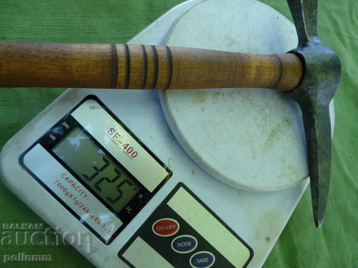 Old Rare Mason's Hammer - 285 - 6 Old Rare Mason's Hammer - 285 - 6