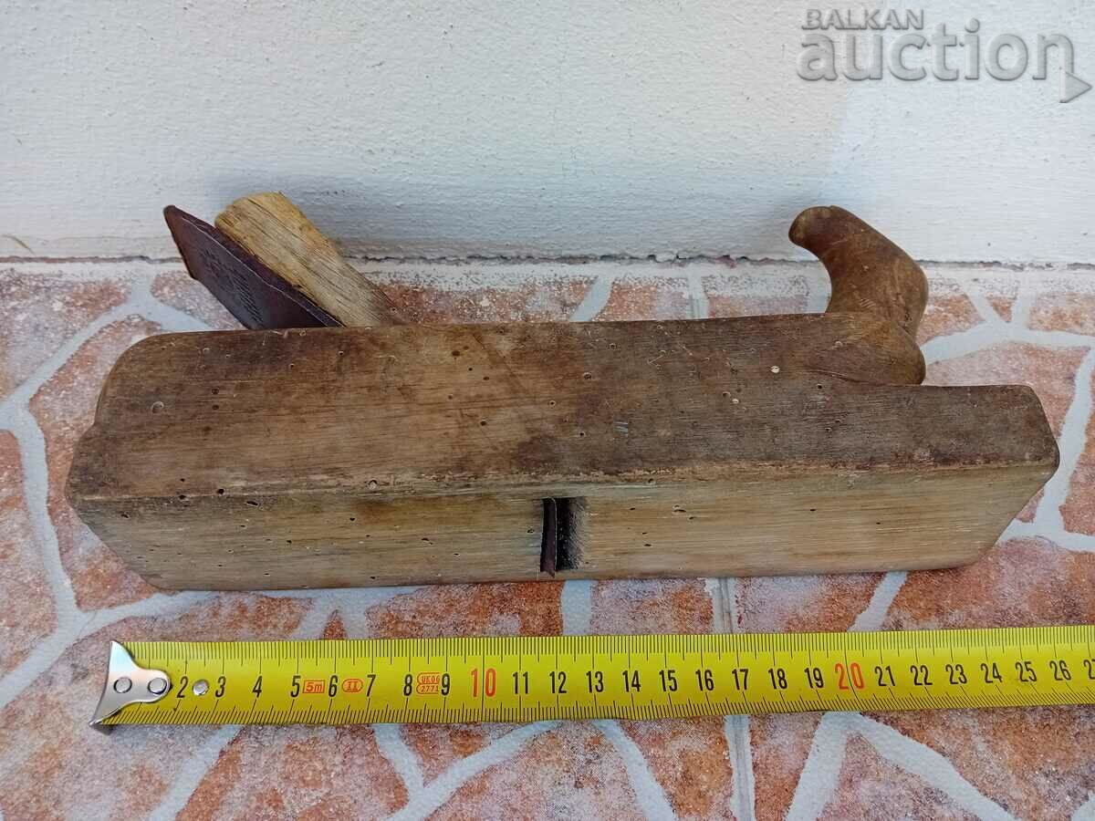 Delivery of antique primitive woodworking planer mark Delivery of antique primitive woodworking planer mark