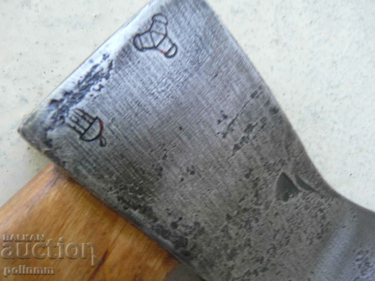 Delivery of Old German ax - 504 Delivery of Old German ax - 504