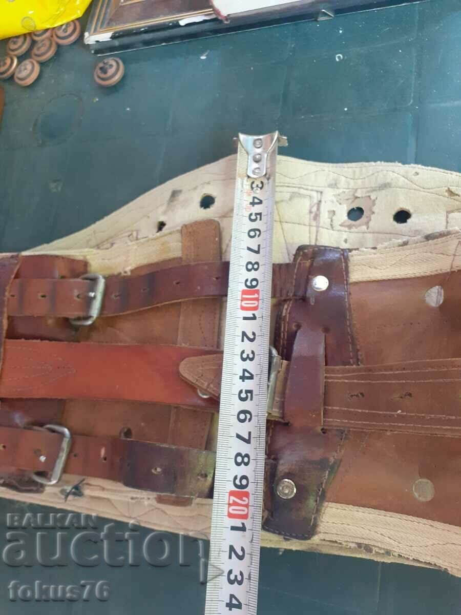 Old wide leather belt girdle - 5 Old wide leather belt girdle - 5