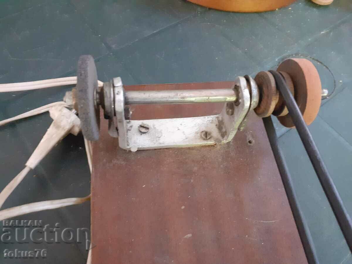 Παλιός ηλεκτρικός μύλος για μικρά και λεπτά αντικείμενα - 5 Παλιός ηλεκτρικός μύλος για μικρά και λεπτά αντικείμενα - 5